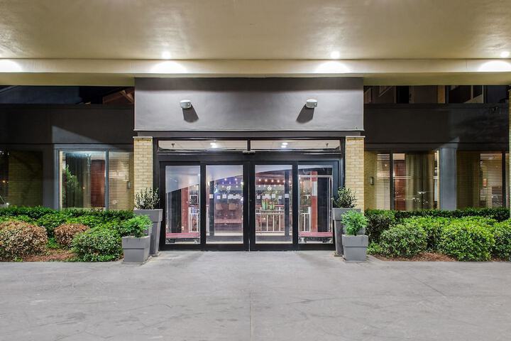 Ramada By Wyndham Shreveport Airport - thumb 2