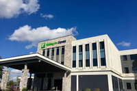 Holiday Inn Express Grand Island - Niagara Falls an IHG Hotel