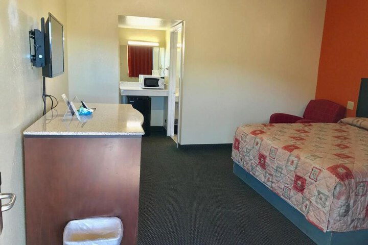 Scottish Inns & Suites - thumb 7