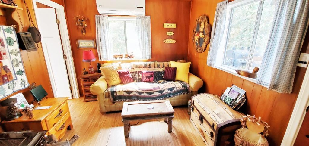 Time Traveler Retreat - thumb 4