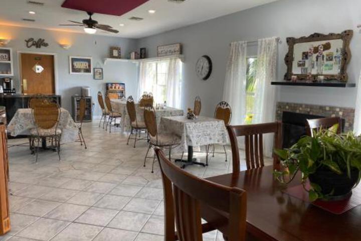 The Sweet Magnolia Inn - thumb 2