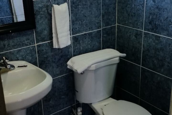 El Rancho Motel - thumb 1