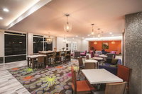 La Quinta Inn  Suites by Wyndham Baton Rouge - Port Allen