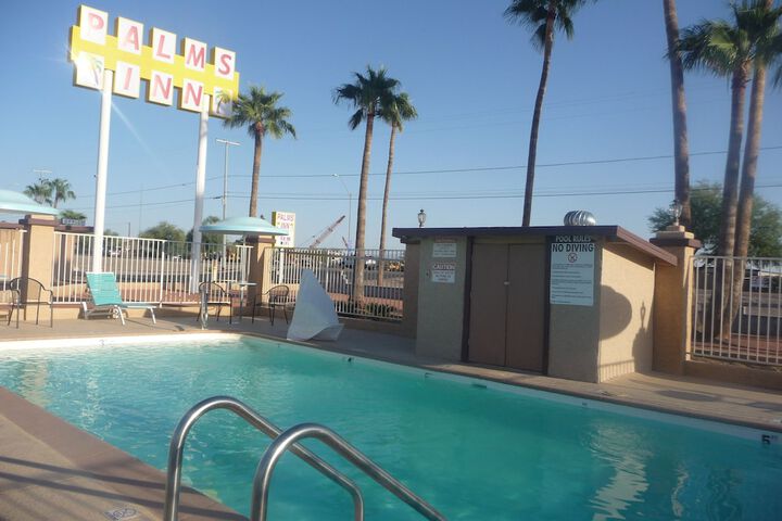 Palms Inn - thumb 3