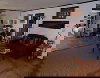 Lucky Stone Retreat - Two Bedroom Home