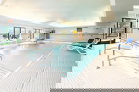 Holiday Inn Express Hotel  Suites Grand Blanc an IHG Hotel