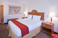 Holiday Inn Express Flint-Campus Area an IHG Hotel