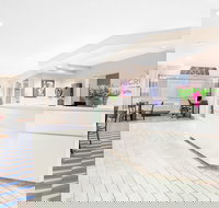 Microtel Inn  Suites By Wyndham Clear Lake - Accommodation Michigan