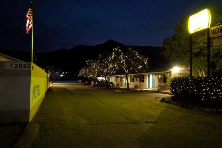 Lakeview Motel - thumb 1