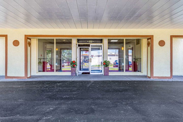 Suburban Extended Stay Hotel - thumb 1