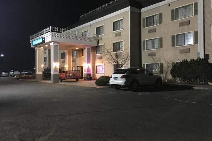 Traveler's Inn - thumb 1