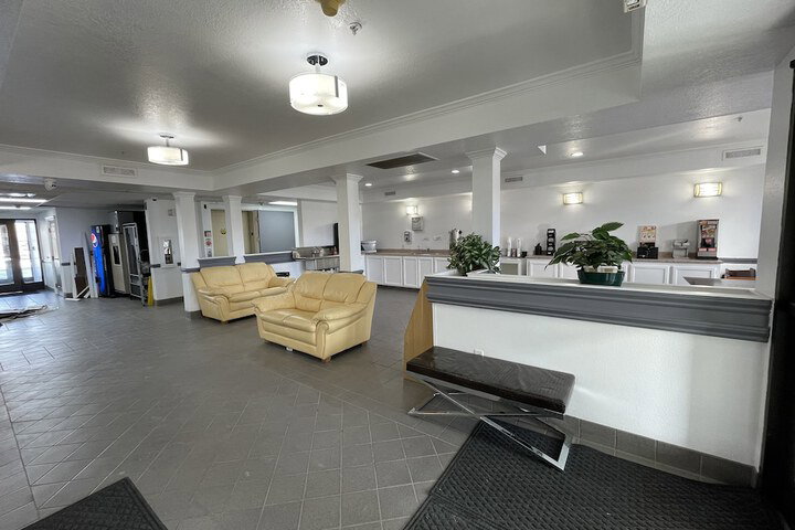 Traveler's Inn - thumb 2