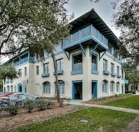 Beachy Bungalow by Exclusive 30A - Accommodation Michigan