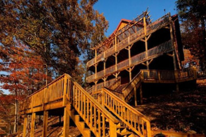 Whipkins Cove Beautiful 3 Bd Lakefront Getaway - thumb 0