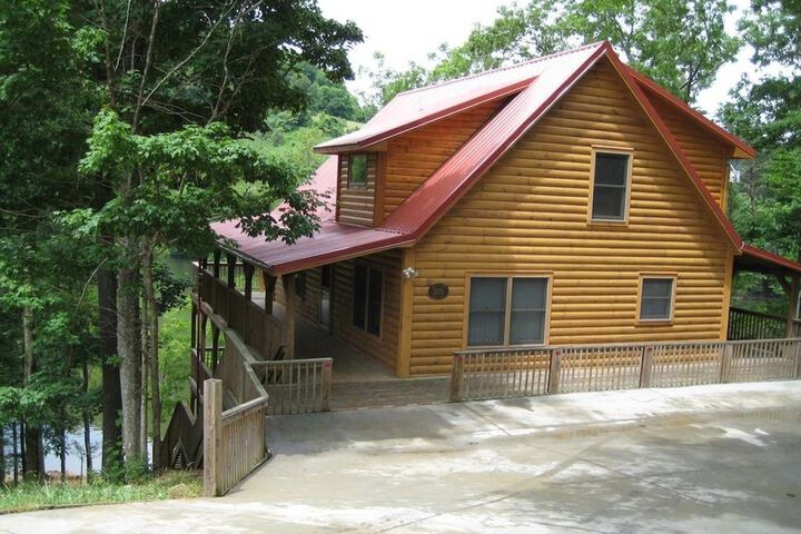 Whipkins Cove Beautiful 3 Bd Lakefront Getaway - thumb 1