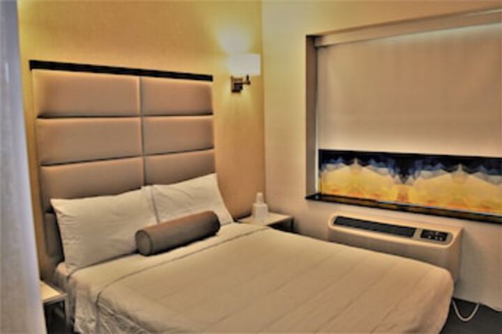 7 Days Hotel Bronx - thumb 0