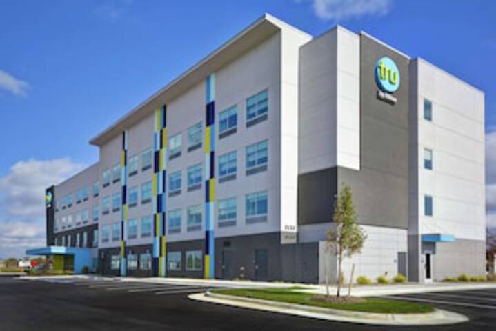 TRU By Hilton Winchester - thumb 0