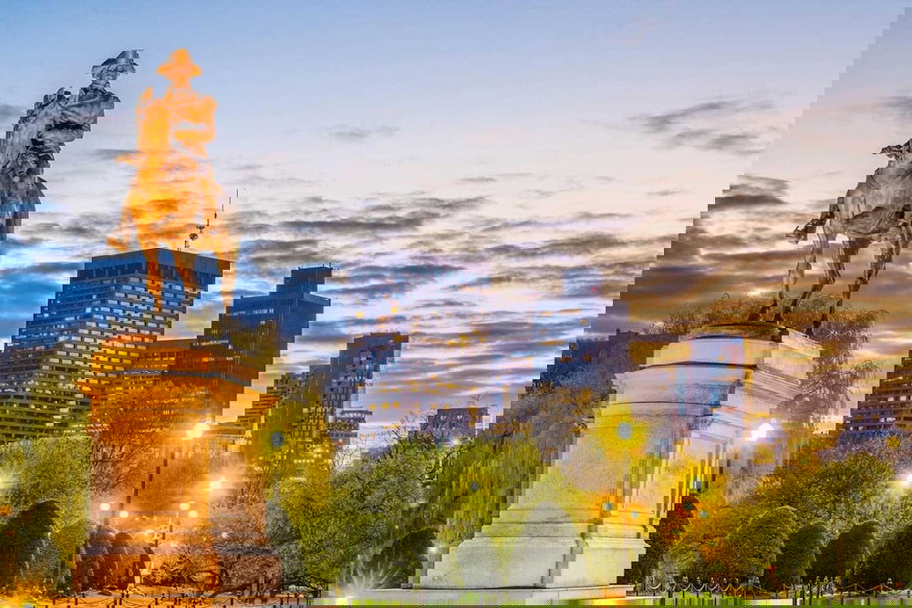 Luxe 4BR 3 Bath North End & Faneuil Hall - thumb 0