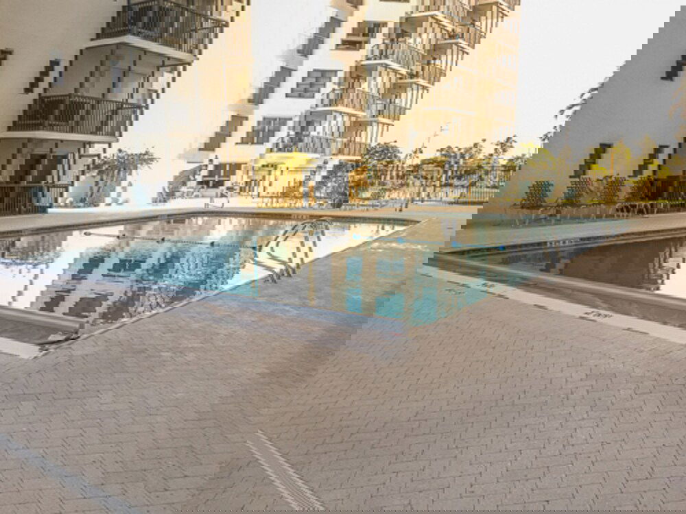 Island Winds 702 - thumb 1