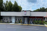 LX Hotel Powered by ACW Circle