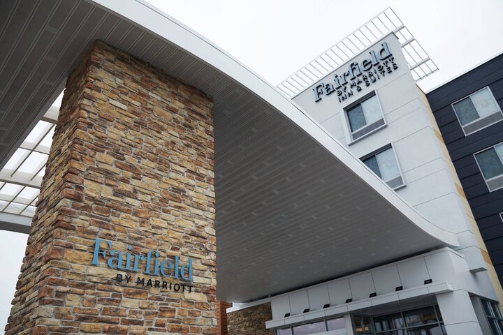 Fairfield Inn & Suites By Marriott Sheboygan - thumb 1