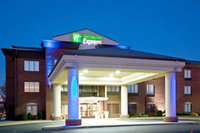 Holiday Inn Express  Suites Shelbyville an IHG Hotel