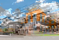 Cambria Hotel Akron - Canton Airport