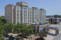 Hilton Garden Inn Virginia Beach Town Center