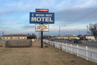 Moon Mist Motel