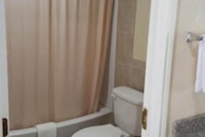 Luxury Inn & RV Park - thumb 7