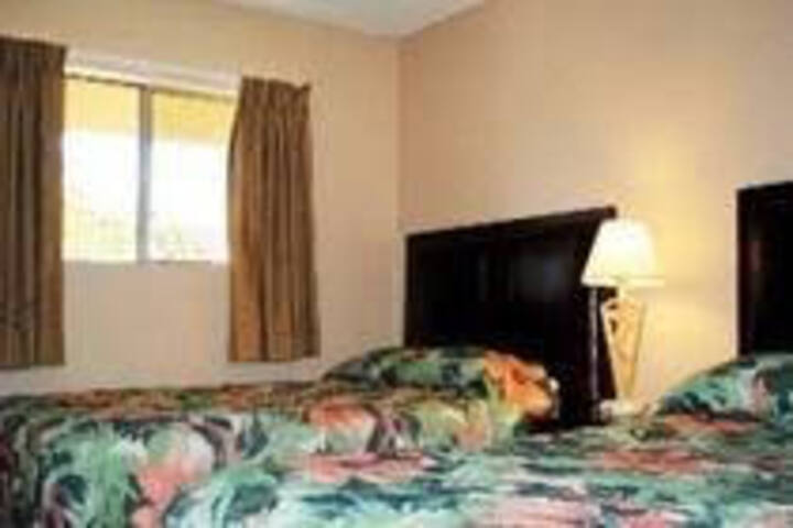 Traveler Inn And Suites - thumb 4