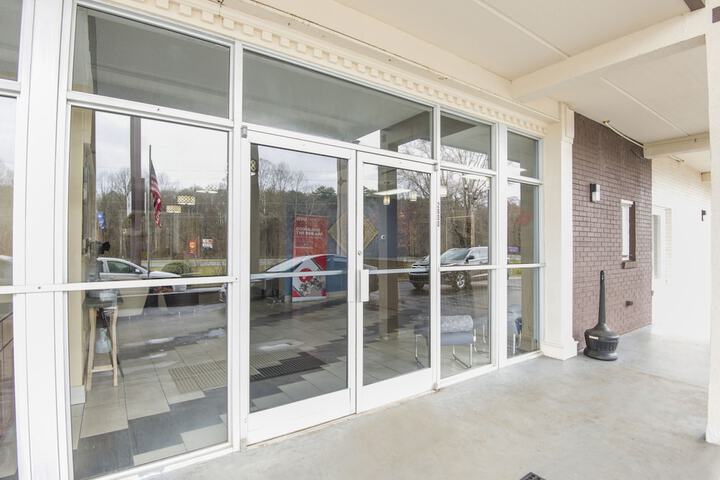 Econo Lodge - thumb 3