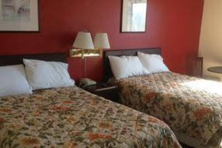 Americas Best Inn Benton - thumb 7