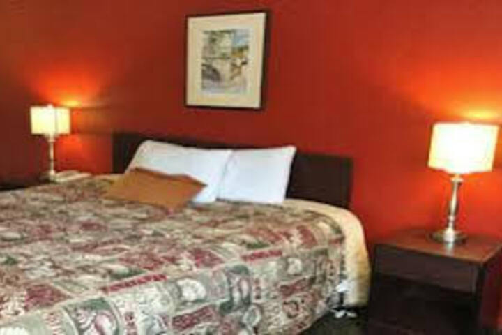 Americas Best Inn Benton - thumb 0