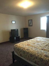 Cozy 2 Bedroom Vacation House