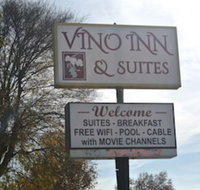 Vino Inn  Suites - Accommodation Michigan