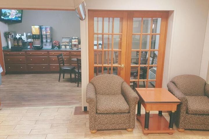 Super 8 Motel Flint / Burton Area - thumb 2