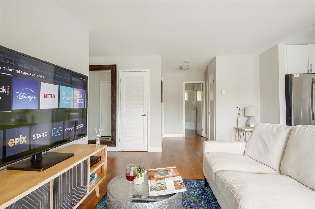 Urban Flat Apartments At Foster City - thumb 4