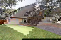 Beautiful Home In The Woodlands Best Location