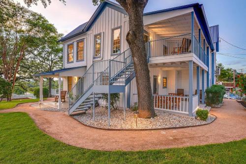 McKenize Guest House: Marble Falls Suite 1 BD 1BA - thumb 1