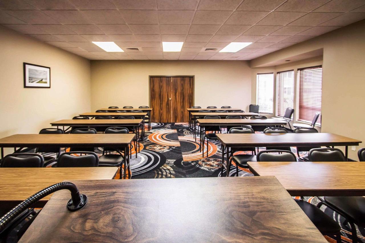 Clarion Inn & Suites Savannah Midtown - thumb 8