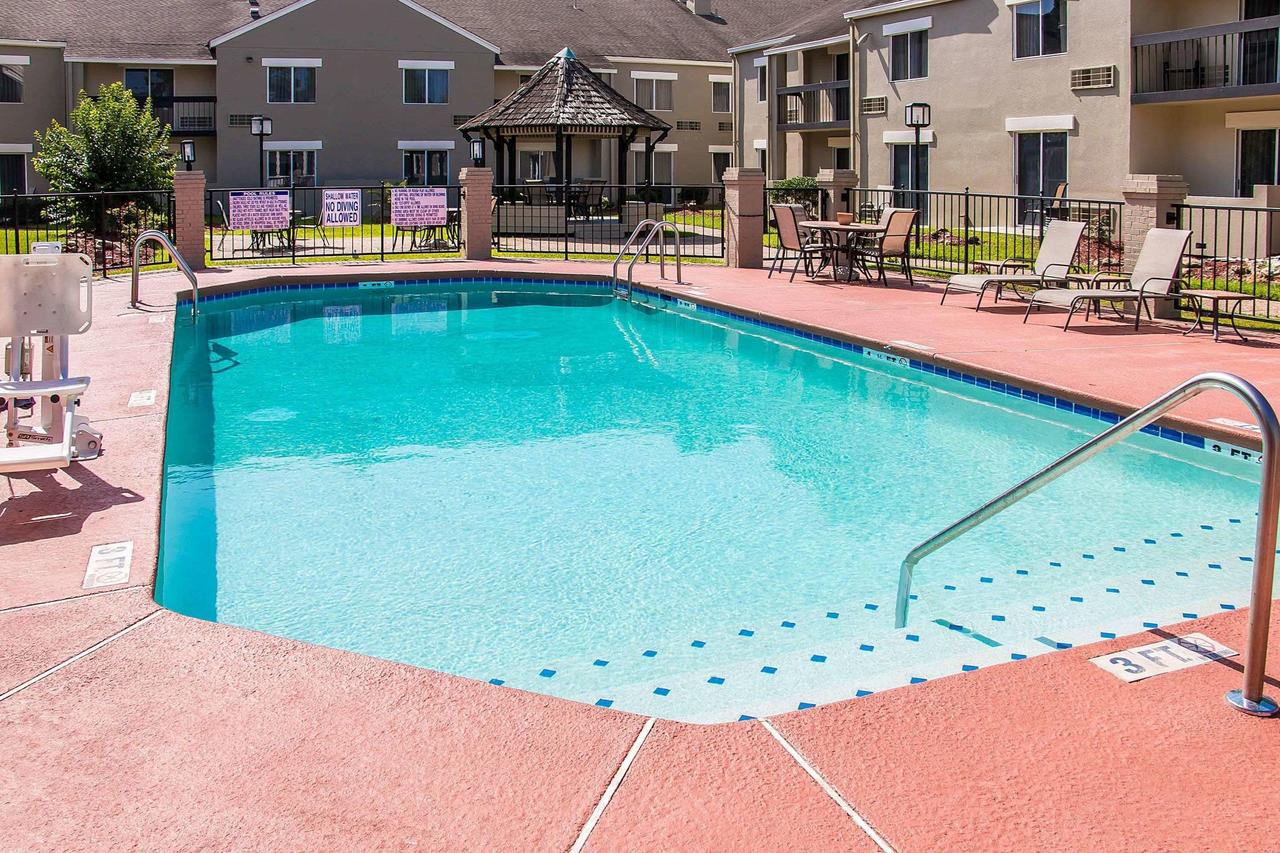 Clarion Inn & Suites Savannah Midtown - thumb 13