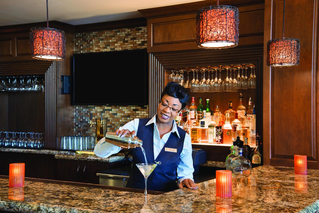 Embassy Suites Savannah Historic District - thumb 31