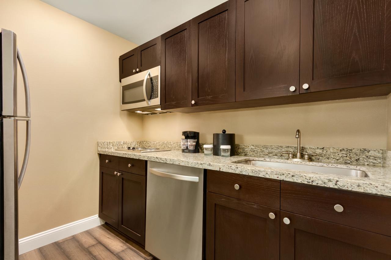 Embassy Suites Savannah Historic District - thumb 13