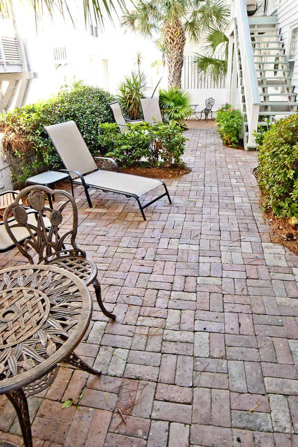 DeSoto Beach Gardens - thumb 0