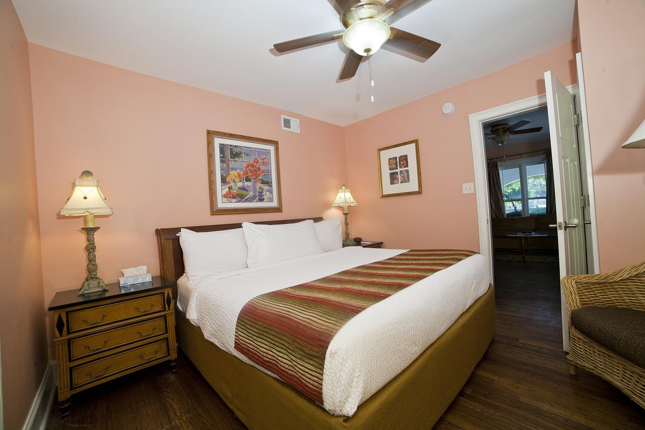 DeSoto Beach Gardens - thumb 6