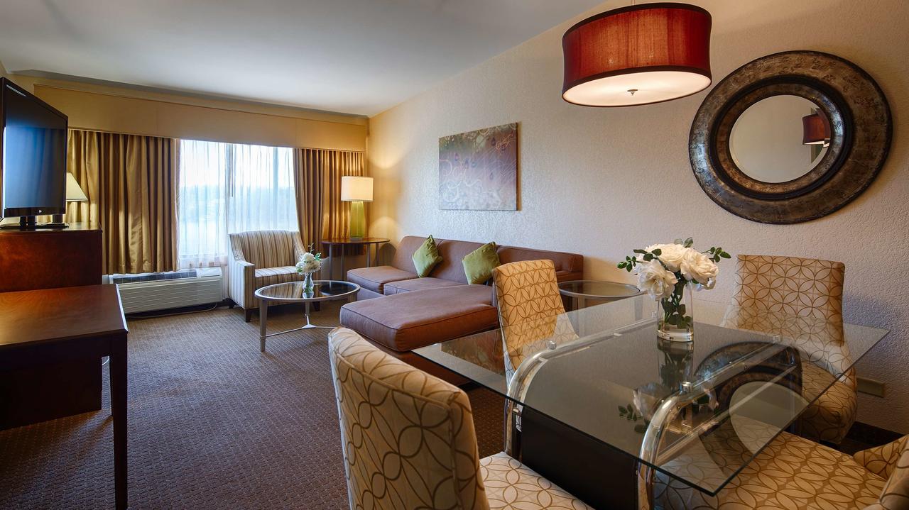 Best Western Plus Antioch Hotel & Suites - thumb 18