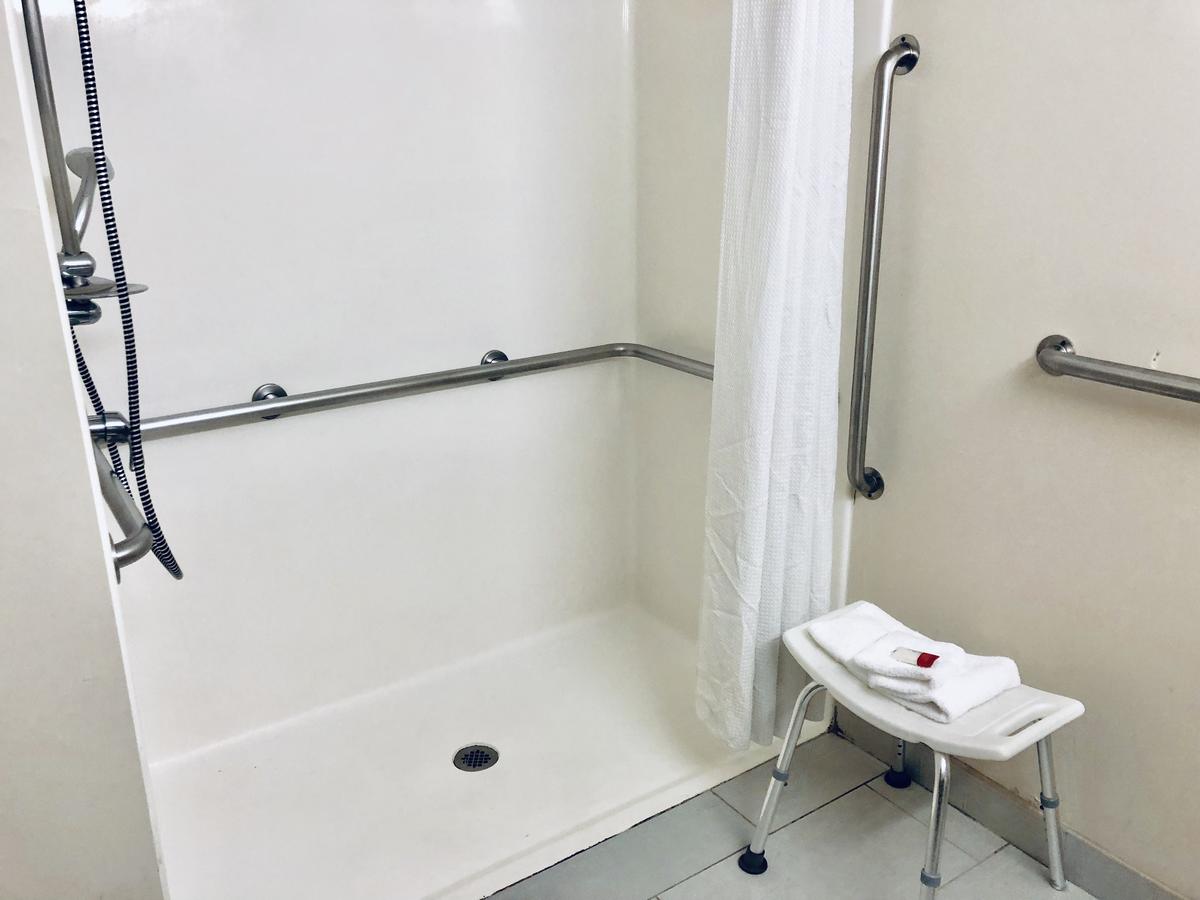 Baymont By Wyndham Gurnee - thumb 20