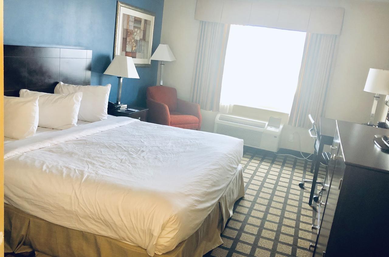 Baymont By Wyndham Gurnee - thumb 26