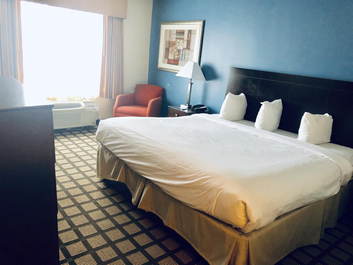 Baymont By Wyndham Gurnee - thumb 24